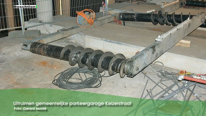 montE0802- uitruimen parkeergarage Keizerstraat-  web 2009