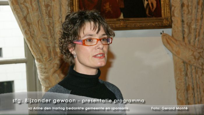 montE1144- bijzondergewoon-  web 2009