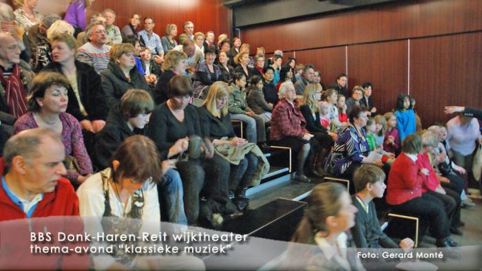 montE1356- BBS Donk-Haren-Reit wijktheater klassmuz -  web 2009