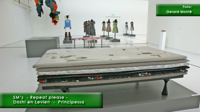 montE2217- sms repeat please-  web 2009