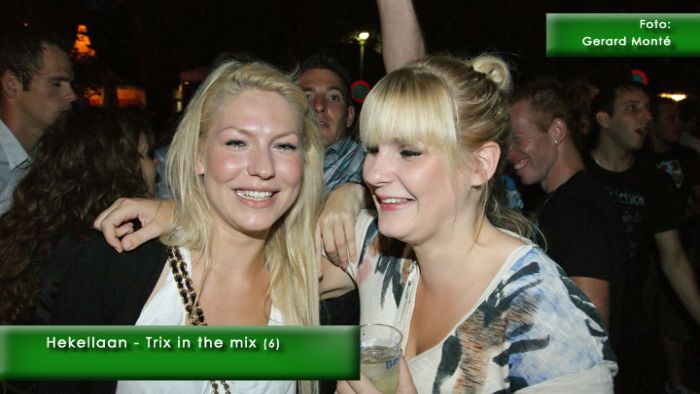 montE2385- trixinthemix 6-  web 2009