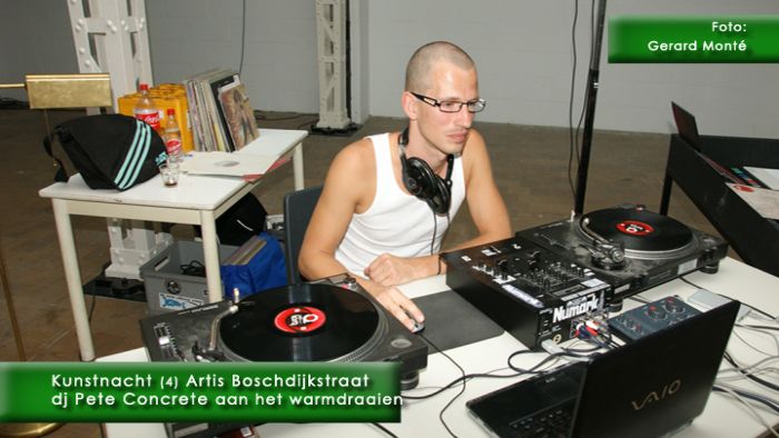 montE2401- kunstnacht 4 artis-  web 2009