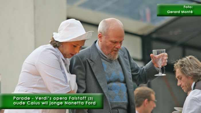 montE2497- Falstaff Parade 3-  web 2009