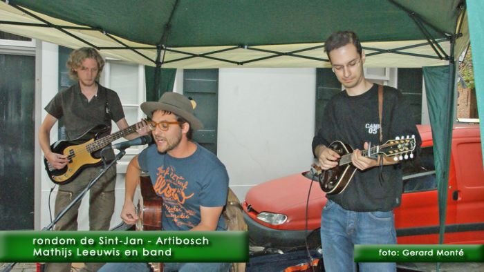 montE3491- kunstmarkt Artibosch 3-  web 2009