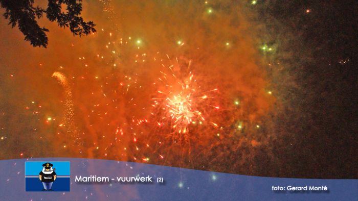 montE3683- maritiem 7 vuurwerk-  web 2009