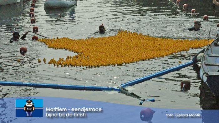 montE3718- maritiem 10 zaterdagmiddag eendjes-  web 2009