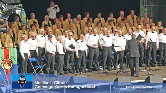 montE3724- maritiem 11 zaterdagmiddag shanty-  web 2009