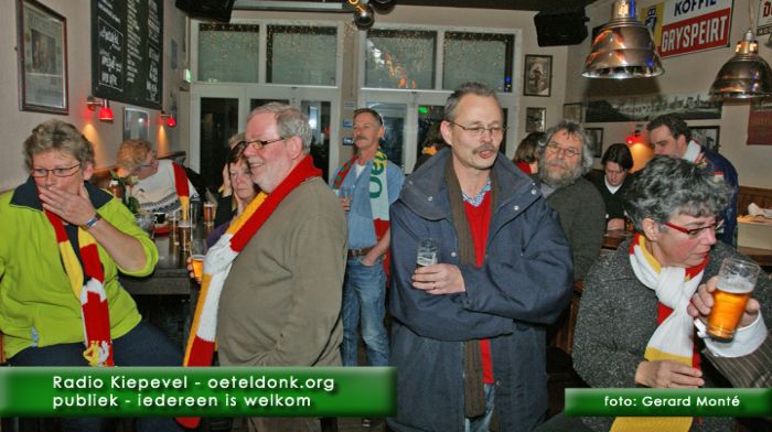 montE4786- radiokiepevel-  web 2010