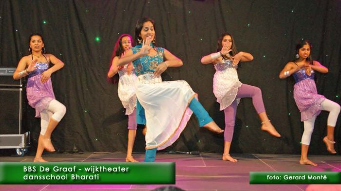 montE4983- bbs De Graaf wijktheater-  web 2010