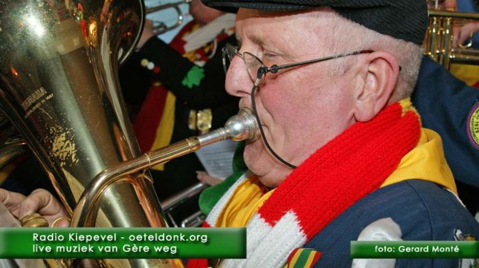 montE4991- radiokiepevel 3e -2-  web 2010