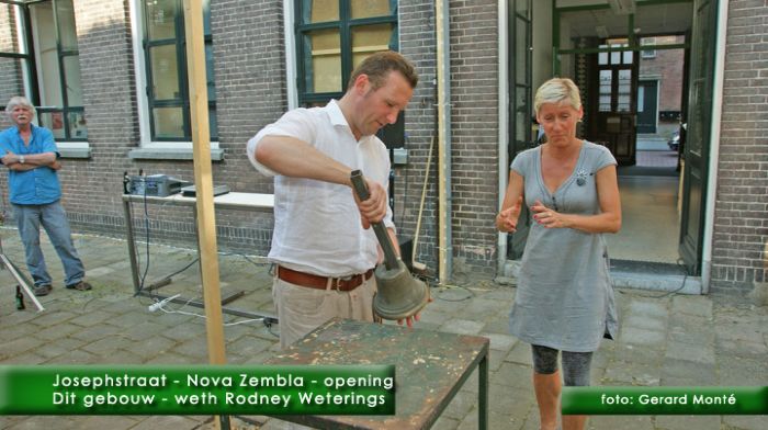 montE6580- nova zembla dit gebouw-  web 2010