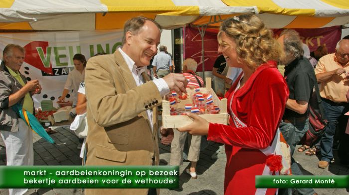 montE6774- aardbeienkoningin-  web 2010