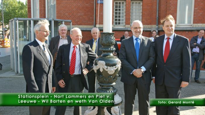 montE7343- vlaggenmast op station-  web 2010