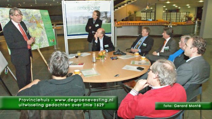 montE7698- groene vesting-  web 2010