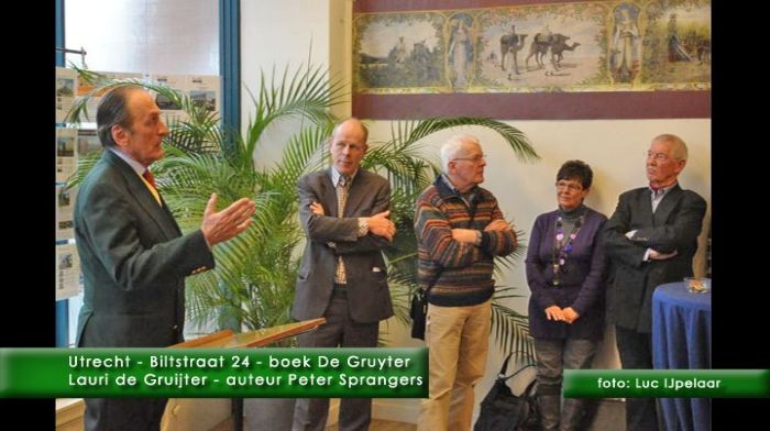 montE7724- boek DG tegeltableaus-  web 2010