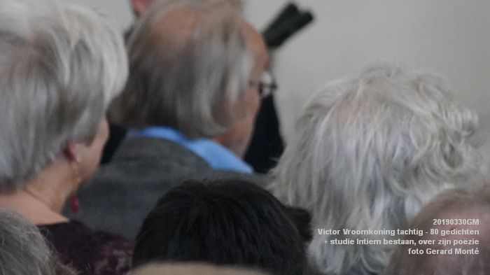 DSC09782- Victor Vroomkoning tachtig - bundel 80 gedichten - studie Intiem bestaan over zijn poezie - 30mrt2019 -  foto GerardMontE web