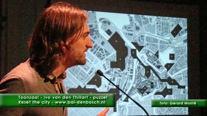 0montE8456- vughterpoort-  web 2011