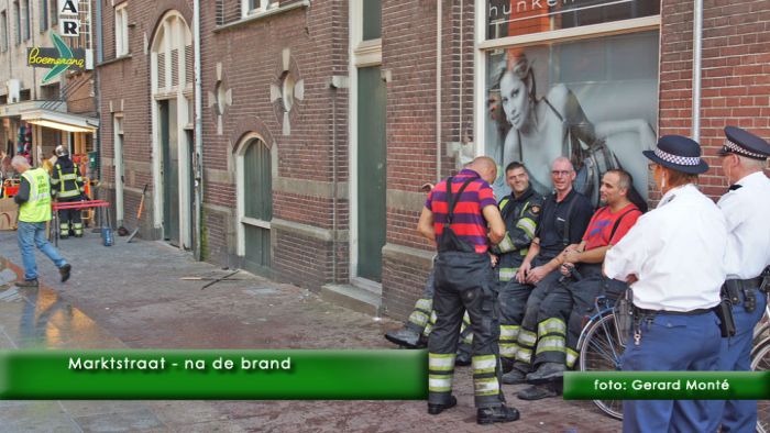 0montE9922- markstraat na de brand-  web 2011