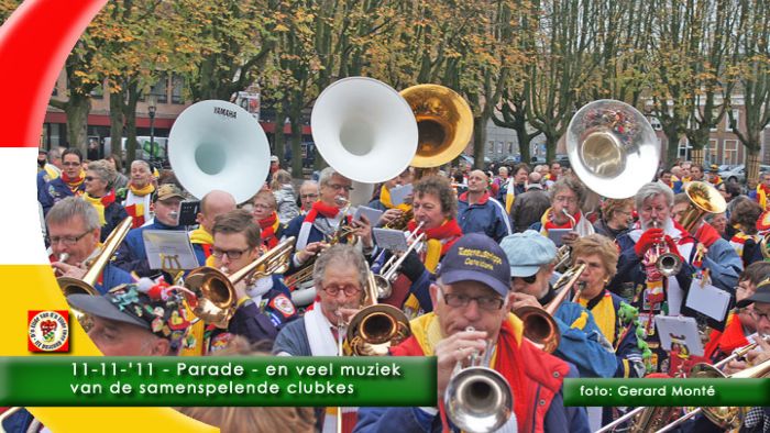 1montE10223- 11-11-11 start op de Parade-Markt-  web 2011