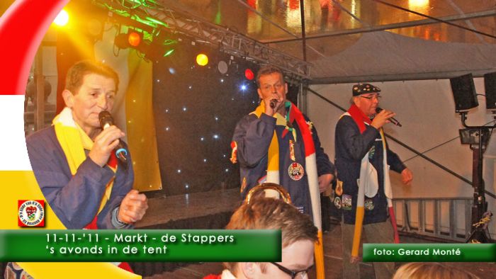 1montE10232- 11-11-11 avond op de -Markt-  web 2011