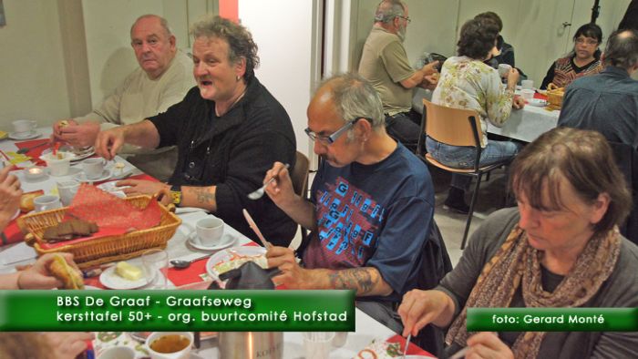 1montE10400- kersttafel hofstad-  web 2011