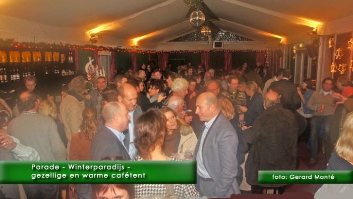 1montE10433- winterparadijs bij de opening-  web 2011