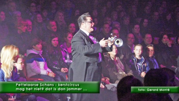 1montE10544- kerstcircus premiere clown Totti-  web 2011