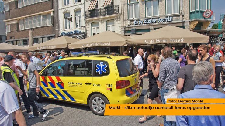 montE11736c- auto op terras - web - web montE11736c- auto op terras - web - web