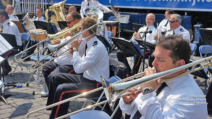 DSC05433- Markt 24mei2012 - concert marinierskapel - foto GerardMontE - web - web