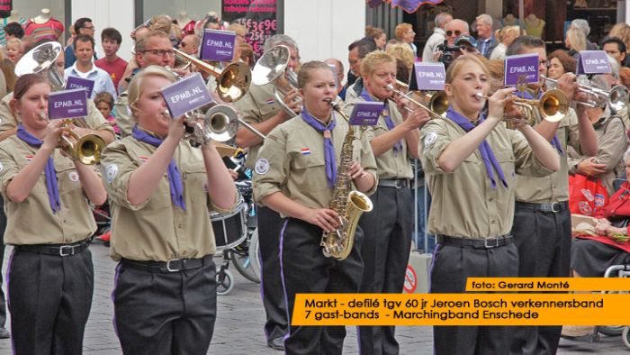 montE12035- jbvband 60jr defilE-  web 2012