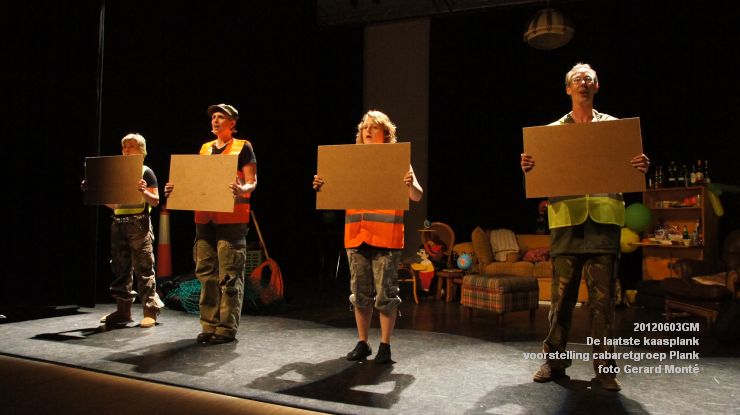 DSC08298- voorstelling cabaretgroep Plank - foto GerardMontE- web