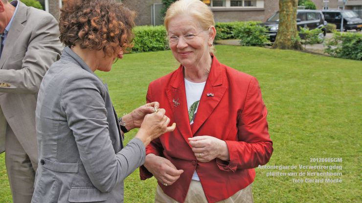 DSC08598-  Antoniegaarde verwenzorgdag kersenboom - foto GerardMontE - web