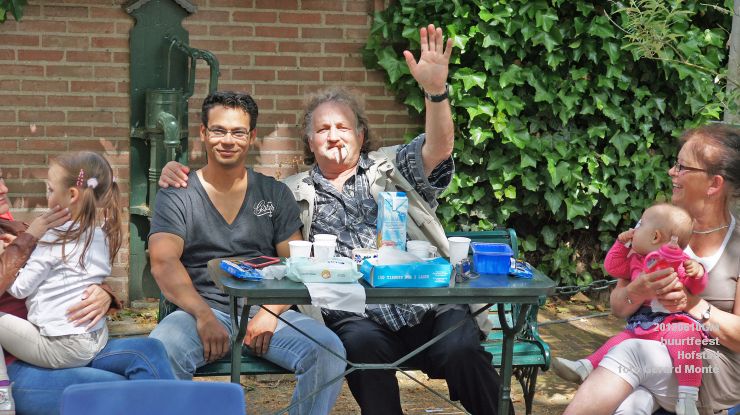 DSC09581- buurtfeest hofstad 10 juni 2012 -  foto GerardMontE - web