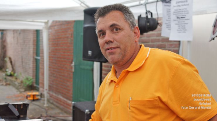 DSC09600- buurtfeest hofstad 10 juni 2012 -  foto GerardMontE - web