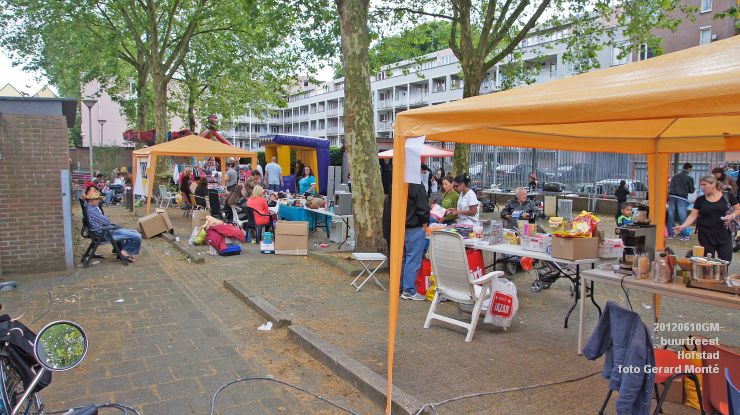 DSC09601- buurtfeest hofstad 10 juni 2012 -  foto GerardMontE - web