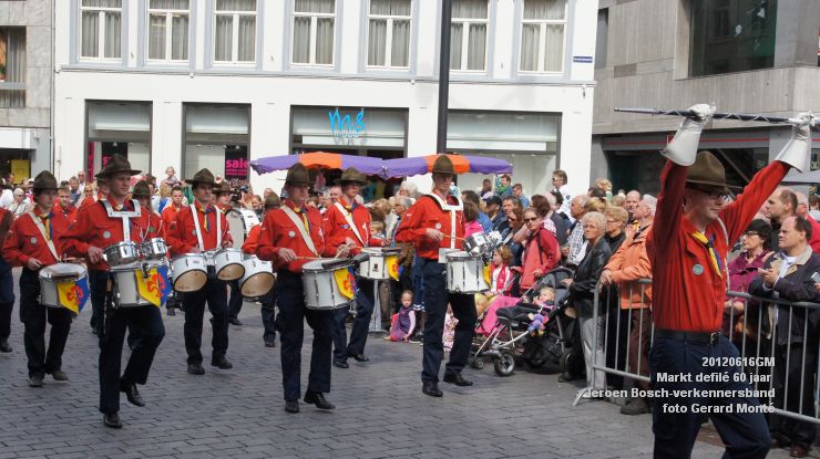 DSC00525- jeroen bosch verkennersband 60 jaar defilE stadhuis - 16jun2012 - foto GerardMontE - web DSC00525- jeroen bosch verkennersband 60 jaar defilE stadhuis - 16jun2012 - foto GerardMontE - web