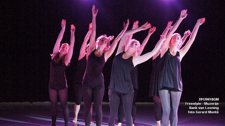 DSC01316- Freestyle - cursisten van Natascha Sofronova - 18jun2012 -  foto GerardMontE - web