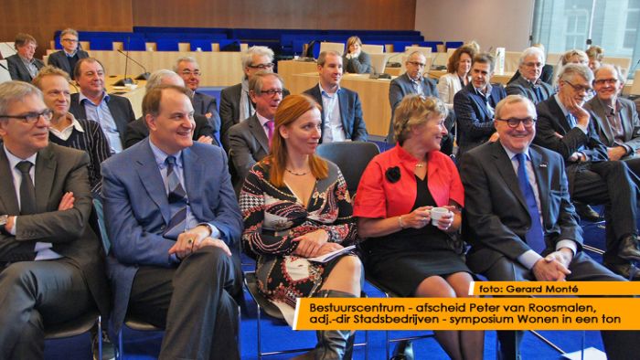 montE13717- afscheid Peter van Roosmalen Wonen in een ton-  web 2012