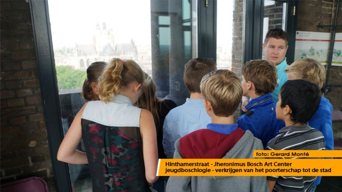 montE21921- jeugdboschlogie montE21921- jeugdboschlogie