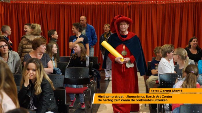 montE21923- jeugdboschlogie montE21923- jeugdboschlogie