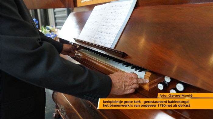 montE21933- grote kerk kabinetorgel montE21933- grote kerk kabinetorgel