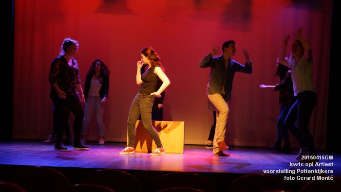DSC09345- kw1c opl Artiest - voorstelling Pottenkijkers - 15apr2015 -  foto GerardMontE web