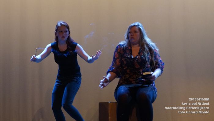 DSC09391- kw1c opl Artiest - voorstelling Pottenkijkers - 15apr2015 -  foto GerardMontE web