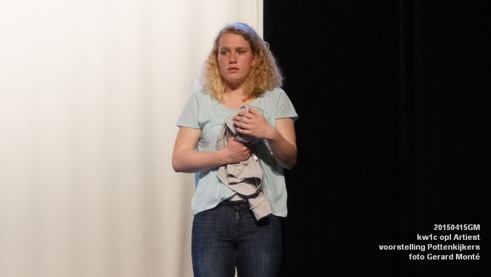 DSC09409- kw1c opl Artiest - voorstelling Pottenkijkers - 15apr2015 -  foto GerardMontE web