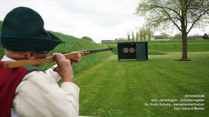 eDSC03431- Sint-Jorisdagen schuttersgilde De Oude Schuts - Stadspijpers - 26apr2015 - foto GerardMontE web