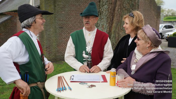 eDSC03438- Sint-Jorisdagen schuttersgilde De Oude Schuts - Stadspijpers - 26apr2015 - foto GerardMontE web