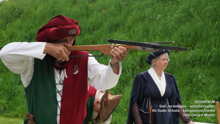 eDSC03440- Sint-Jorisdagen schuttersgilde De Oude Schuts - Stadspijpers - 26apr2015 - foto GerardMontE web