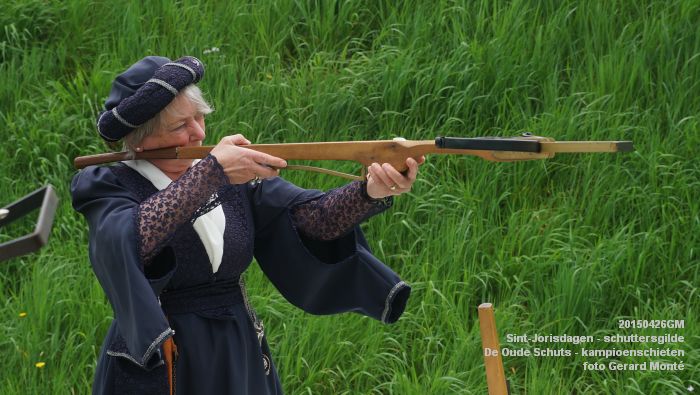 eDSC03442- Sint-Jorisdagen schuttersgilde De Oude Schuts - Stadspijpers - 26apr2015 - foto GerardMontE web