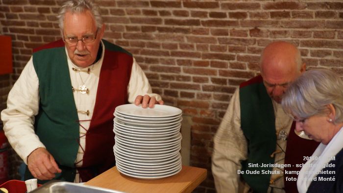 eDSC03467- Sint-Jorisdagen schuttersgilde De Oude Schuts - Stadspijpers - 26apr2015 - foto GerardMontE web