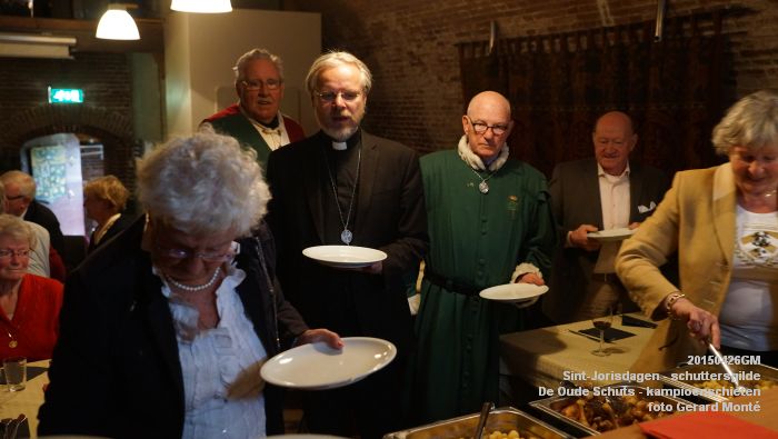 eDSC03478- Sint-Jorisdagen schuttersgilde De Oude Schuts - Stadspijpers - 26apr2015 - foto GerardMontE web